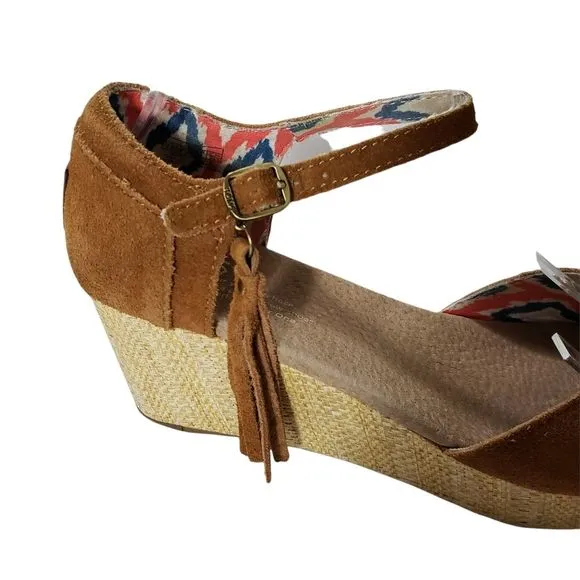 1 Day SALE Tom's Suede platform wedge tassel ankle strap
