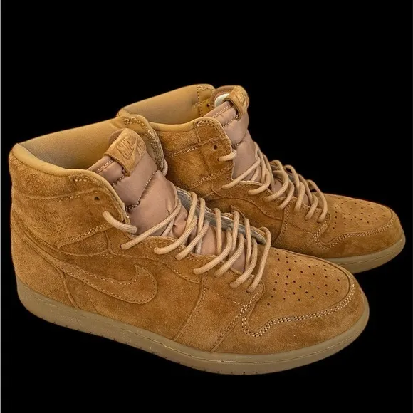2017 NIKE AIR JORDAN‎ 1 RETRO HIGH OG WHEAT 555088-710 MENS SIZE 10.5