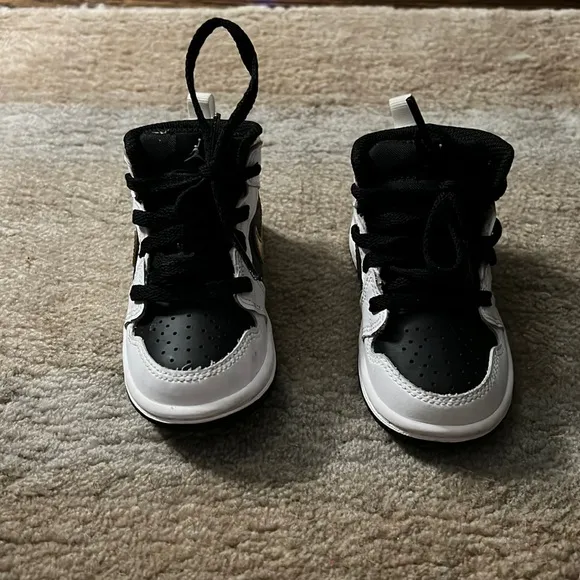5C Jordan’s Mids