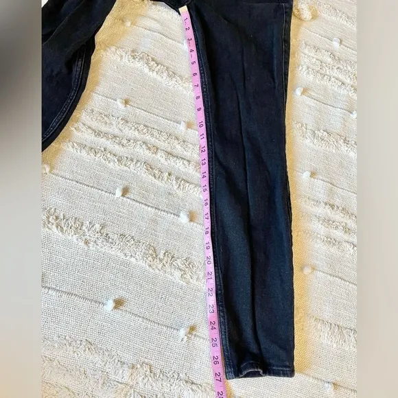 Abercrombie &amp; Fitch High Rise Skinny Jean black size 25/0R