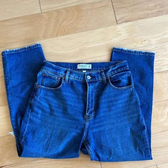 Abercrombie The Ankle Straight ultra high rise jeans