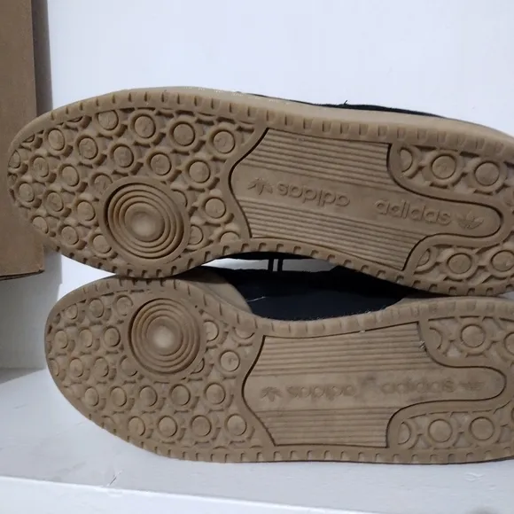 Adidas Adventure mens Black Athletic Mens Shoes