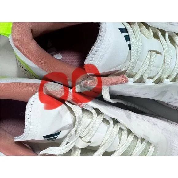 Adidas Avacourt Sneaker White/Core Black/Lucid Lemon Yellow Pink Size 9