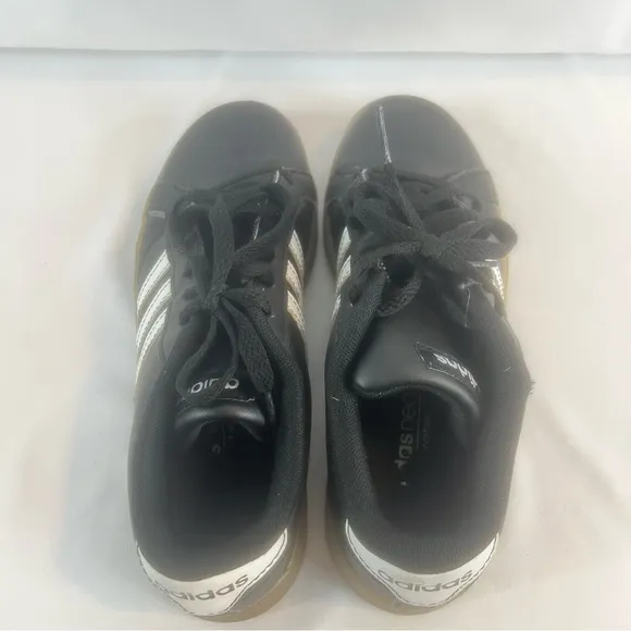 adidas Baseline Black/ white Gum Boys' Shoes size: 5