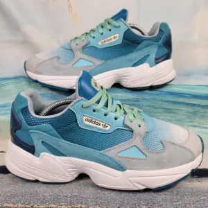 Adidas FALCON  Womens 9