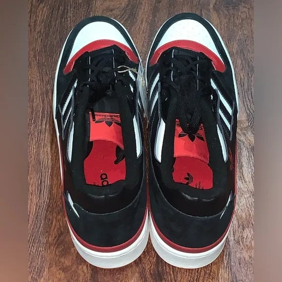 Adidas Forum low size 15