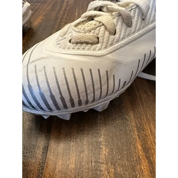 Adidas® Freak MD 20 Football Cleats White &amp; Metallic Silver Size 8.5 FW3576