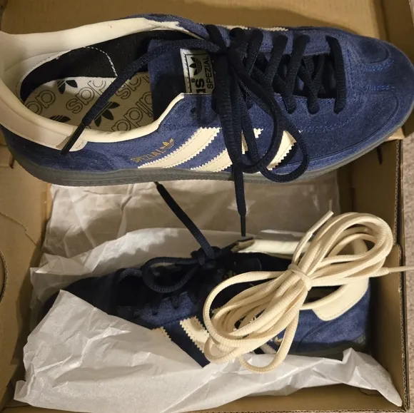 Adidas Handball Spezial Shoes - Navy and Cream