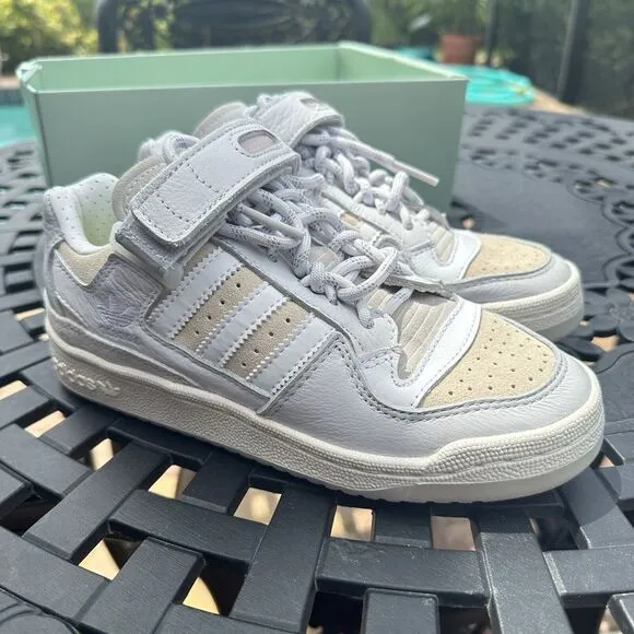 Adidas Ivy Park x Forum Low White Unisex Athletic Shoes FZ4389 Size 4.5