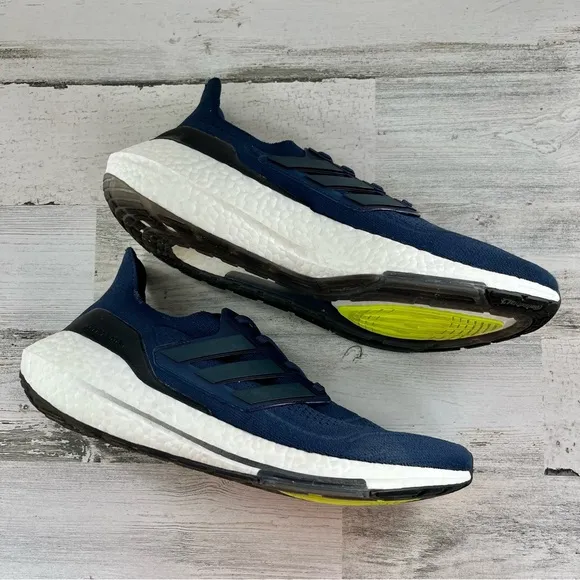 Adidas Men’s UltraBoost Lace Up Running Shoes In Blue Size 12