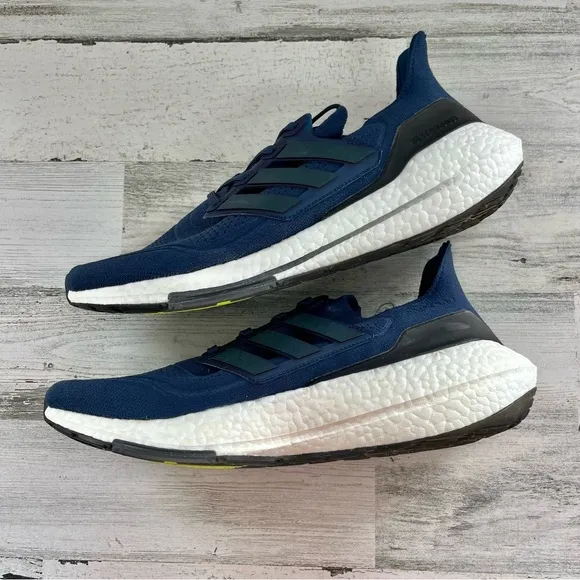 Adidas Men’s UltraBoost Lace Up Running Shoes In Blue Size 12