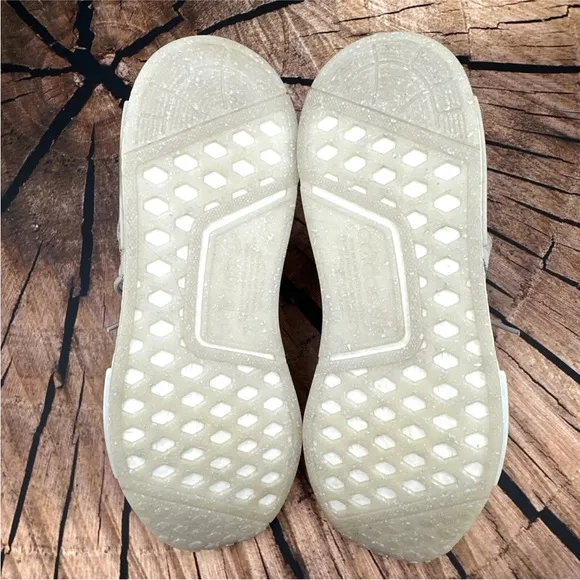 Adidas NMD_R1 Bliss GW5680 Sneakers Shoes Women's Size 9.5 Sparkle Beige NEW