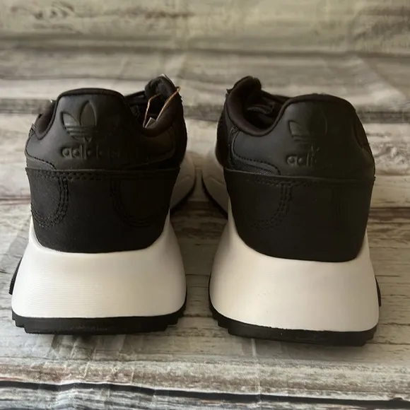 Adidas Original Retropy F2J Kid Size 5 1/2