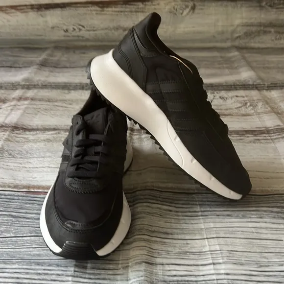 Adidas Original Retropy F2J Kid Size 5 1/2
