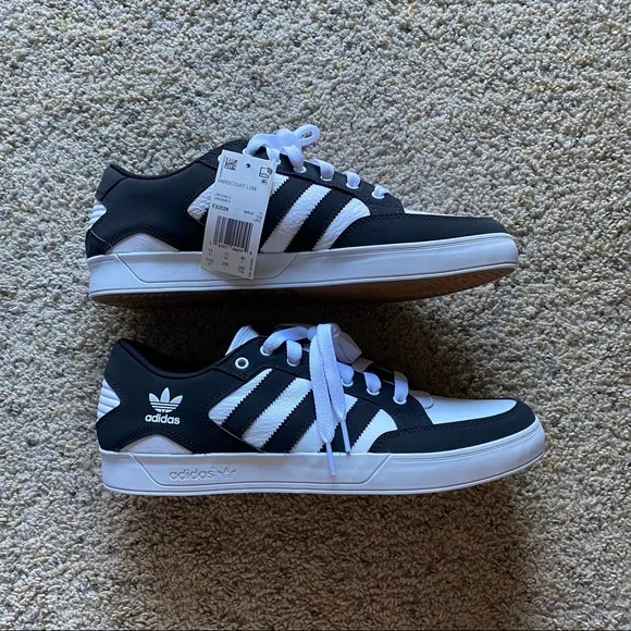 ‼️Adidas Originals Hardcourt Low Shoes‼️