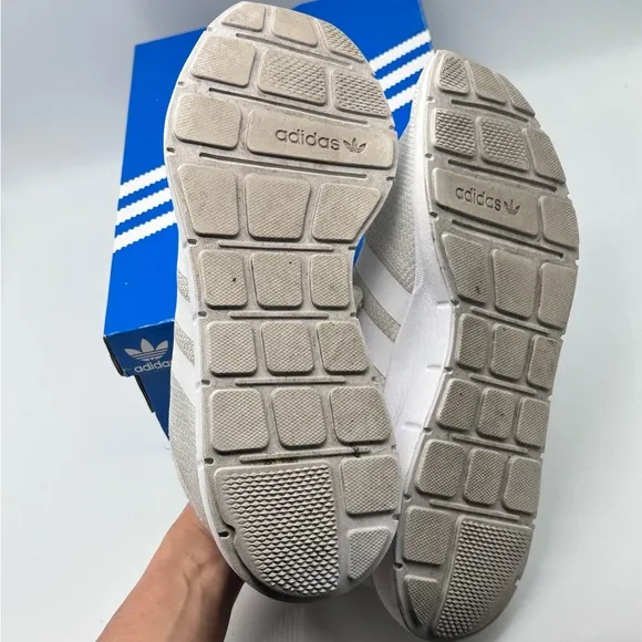Adidas Originals Swift Run X Triple White Men’s size 10.5 Running Shoes Sneaker