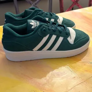 Adidas Rivalry Low Shoes