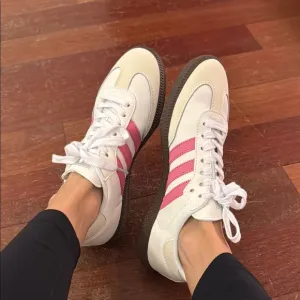 Adidas Samba Cream White and Pink Low-Top Sneakers with Rubber Sole