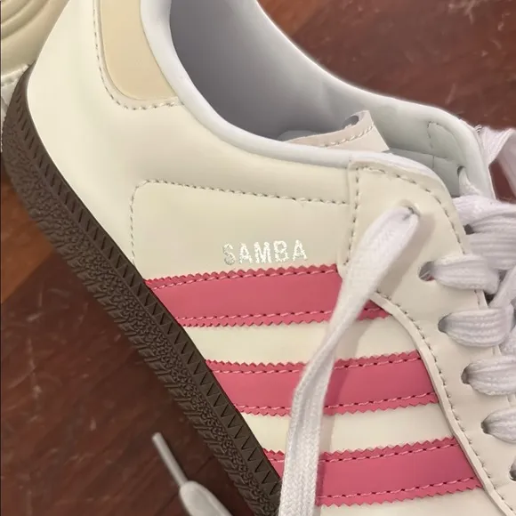 Adidas Samba Cream White and Pink Low-Top Sneakers with Rubber Sole
