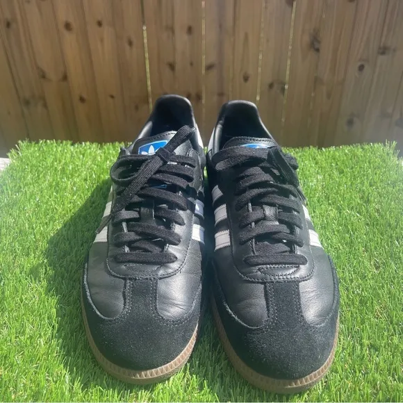 adidas Samba OG Black Gum Men’s Size - 11
