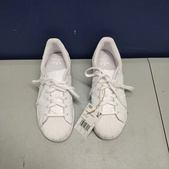Adidas Superstar Low Top Sneaker Shoes Youth 3 White Lace Up Rubber Sole Ef5359