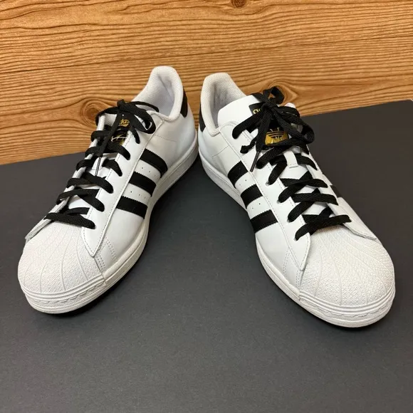 Adidas Superstar Low Top White with Black Stripes Shell Toe Sneakers Mens 12