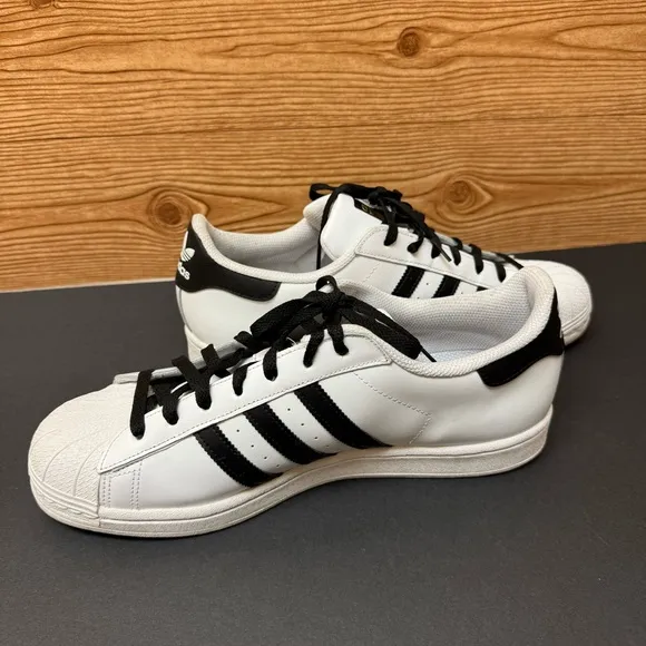 Adidas Superstar Low Top White with Black Stripes Shell Toe Sneakers Mens 12