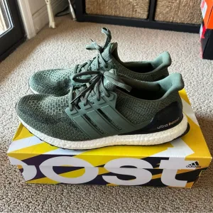 Adidas UltraBoost 2.0 Merino Wool Olive Green Running Shoes Men’s Size 12