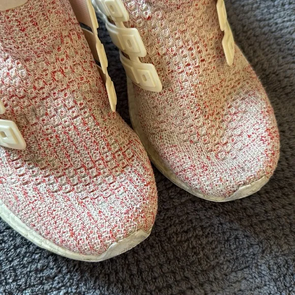 Adidas Ultraboost W Running Shoes Women’s 7.5 Cream Red Knit No Laces DB3209