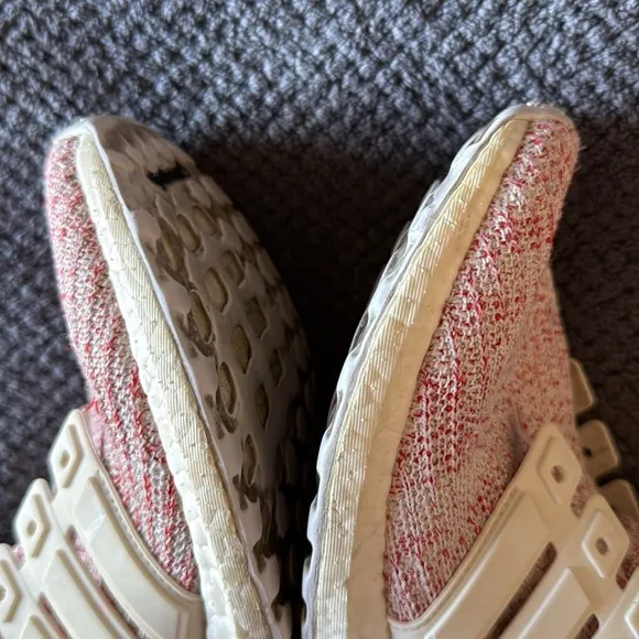 Adidas Ultraboost W Running Shoes Women’s 7.5 Cream Red Knit No Laces DB3209
