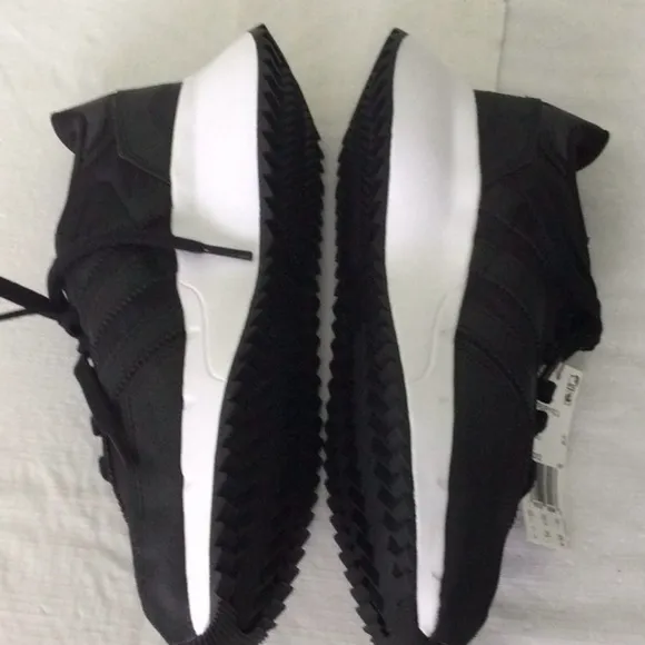 Adidas Unisex Big Kid Retropy F2 J Black &amp; White Sz 7