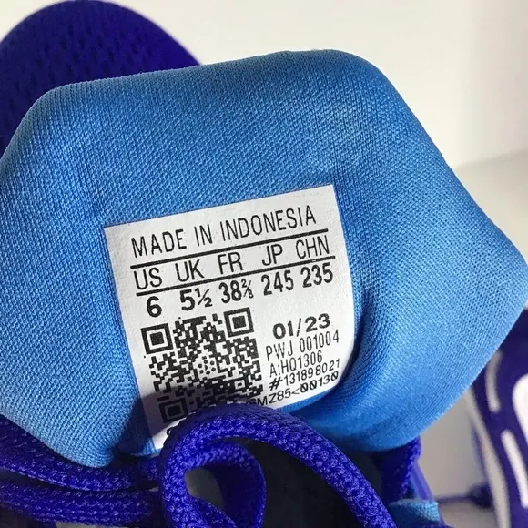 Adidas Unisex Big Kids' Pulse Blue Ultrabounce J Lace Up Running Shoes Size 6