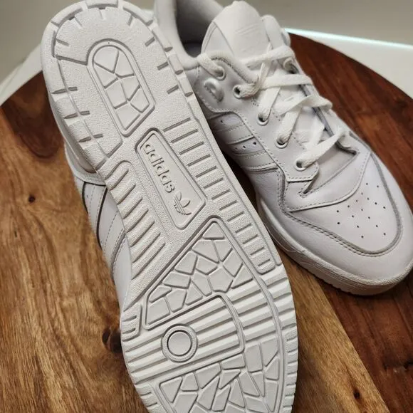 Adidas white Rivalry Low Shoes womens 8.5