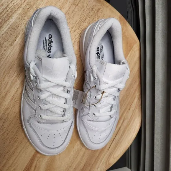 Adidas white Rivalry Low Shoes womens 9
