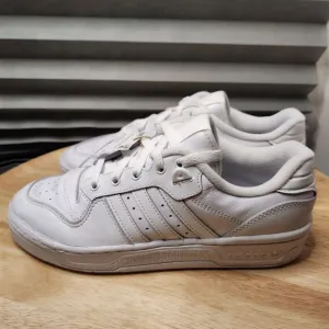 Adidas white Rivalry Low Shoes womens 9