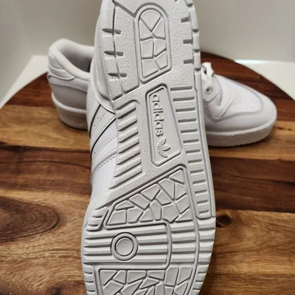 Adidas white Rivalry Low shoes womens size 10