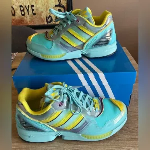 Adidas ZX 0006 Inside Out Tennis Shoes. Men’s size 7 Women’s size 8.5