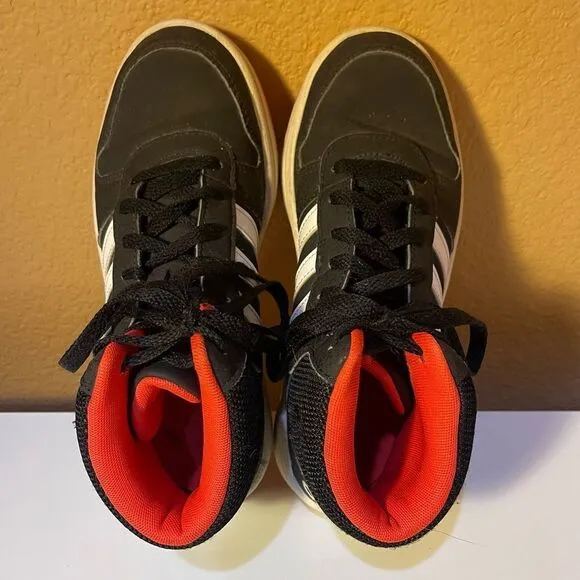 ADIDAS HIGH Top Shoes Stylish Gently Used Boys, Size 4 Big Boy, Black White Red
