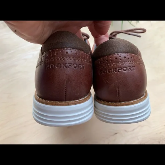 Adiprene by adidas men’s NWT dress shoes