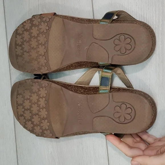 Aetrex Womens Comfort Leather Wedge Strap Sandals shoes sz 10.5