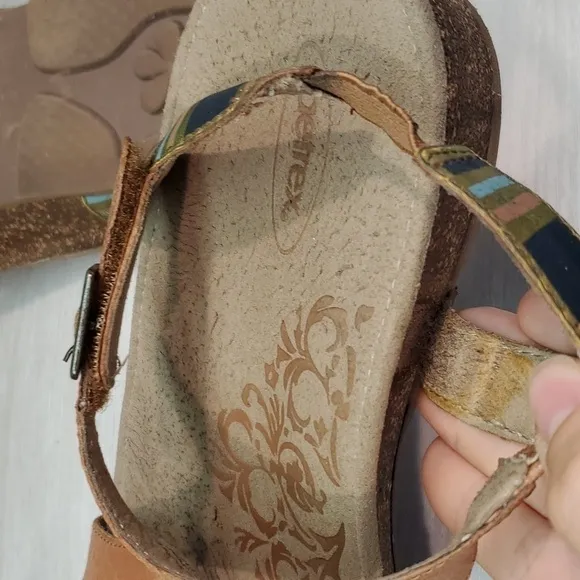 Aetrex Womens Comfort Leather Wedge Strap Sandals shoes sz 10.5