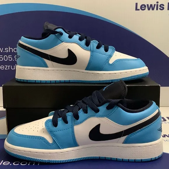 Air Jordan 1 Low UNC Kids Size 5y