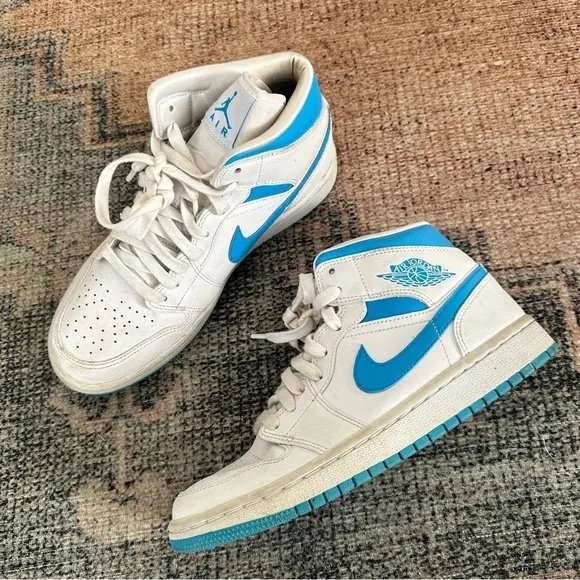 Air Jordan 1 Mid Blue and White sz 8