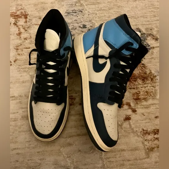 Air Jordan 1 Retro High Obsidian Basketball Shoes