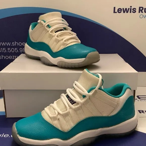Air Jordan 11 Low Aqua Safari Kids Size 6.5y