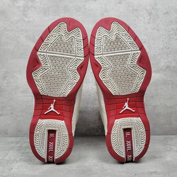 Air Jordan 15 Retro SE White Red Mens Size 13 2008 Tinker Hartfield Rare Sneaker