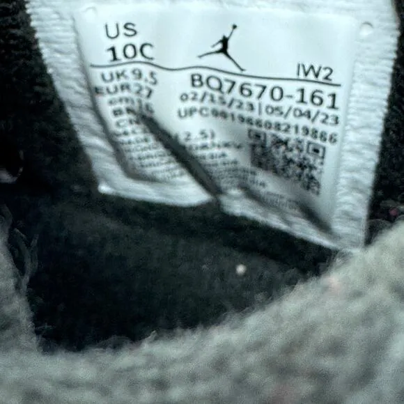 Air Jordan 4 Retro High Top Sneaker Shoes Youth Size 10C White Black BQ7670-161‎