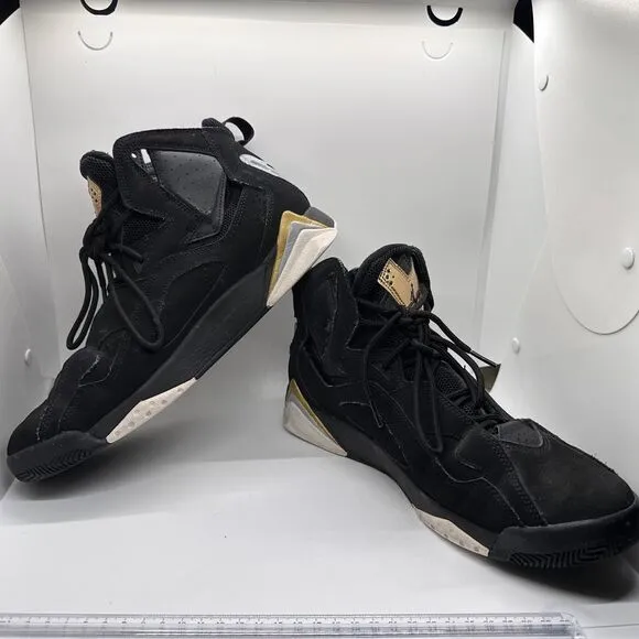 Air Jordan True Flight Basketball Shoes Black Gold Athletic Sneakers Size 11