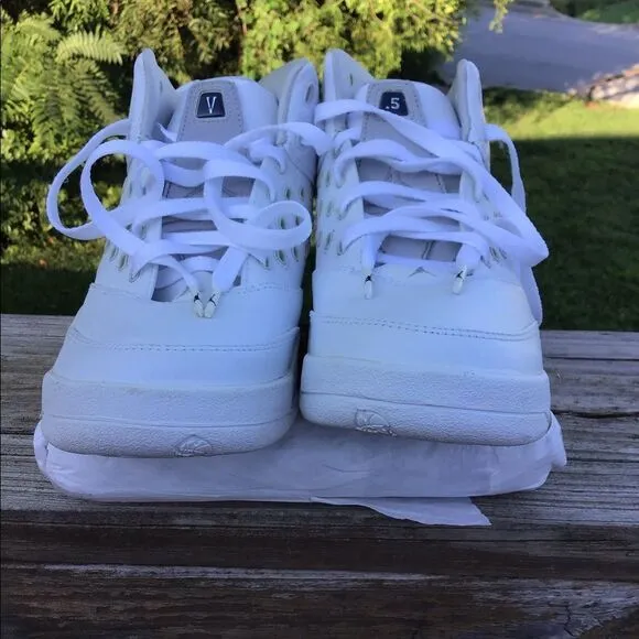 Air Jordan White Melo 5.5 311862-101 Size In Youth 7 Size Women 8.5