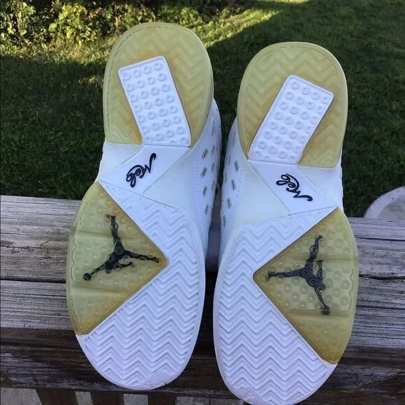 Air Jordan White Melo 5.5 311862-101 Size In Youth 7 Size Women 8.5